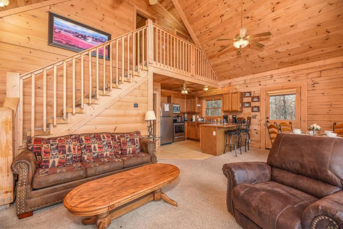 Gorgeous View. Hot Tub. Privacy. Fireplace. Pool & Fishing Access! Sevierville Exterior photo