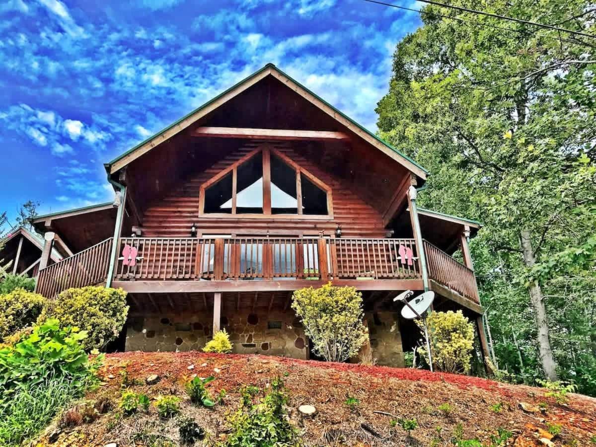 Gorgeous View. Hot Tub. Privacy. Fireplace. Pool & Fishing Access! Sevierville Exterior photo