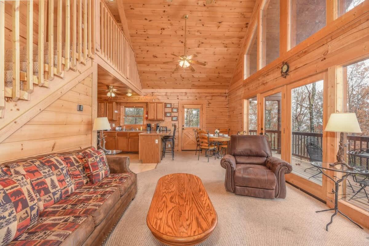 Gorgeous View. Hot Tub. Privacy. Fireplace. Pool & Fishing Access! Sevierville Exterior photo